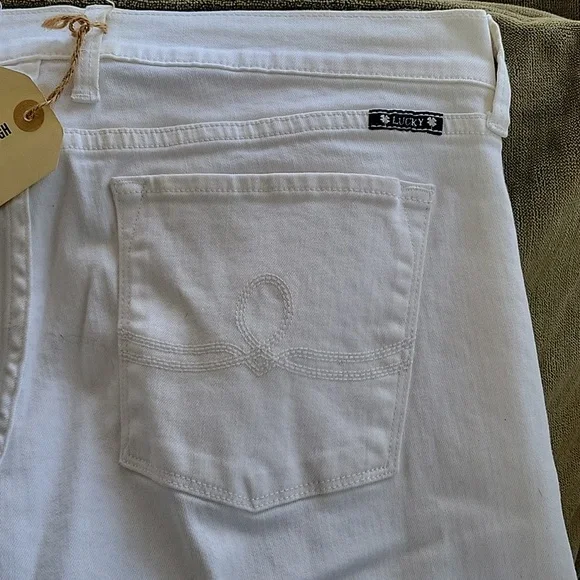 Luckybrand Low rise Bootcut Jeans - Picture 8 of 10